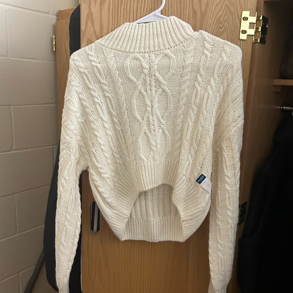 Women's Cream Cable Knit Sweater